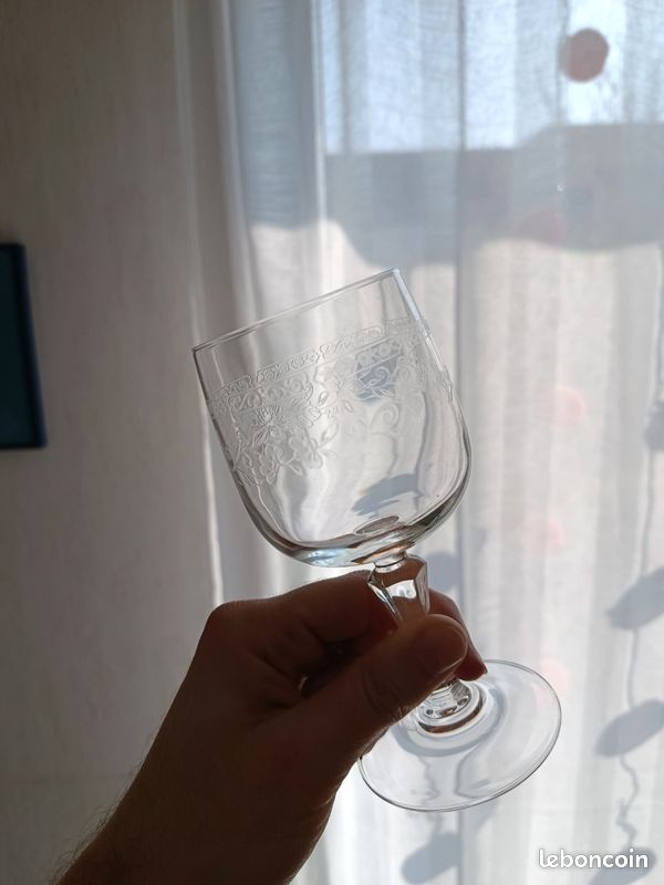 Les verres à pieds Matignon de Cristal d'Arques Les verres à pieds Matignon de Cristal d'Arques