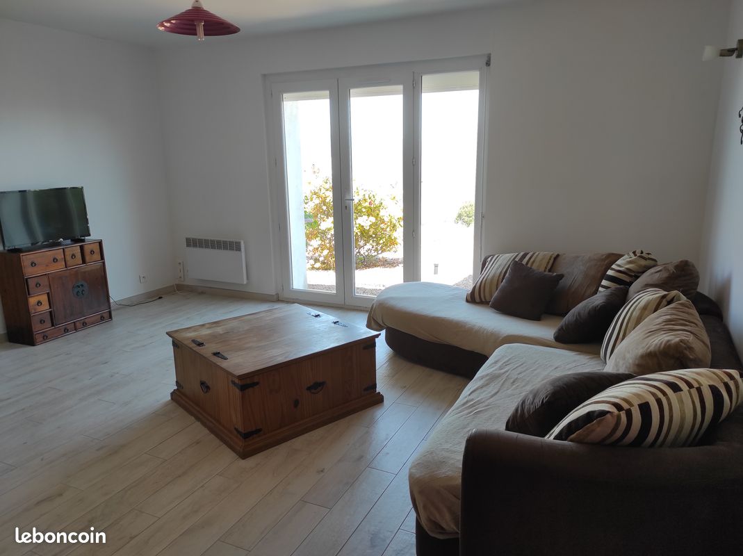 Arbouse, grande location estivale, 100 m2, 3 chambres, calme, vue magnifique mer et montagne (image 5)