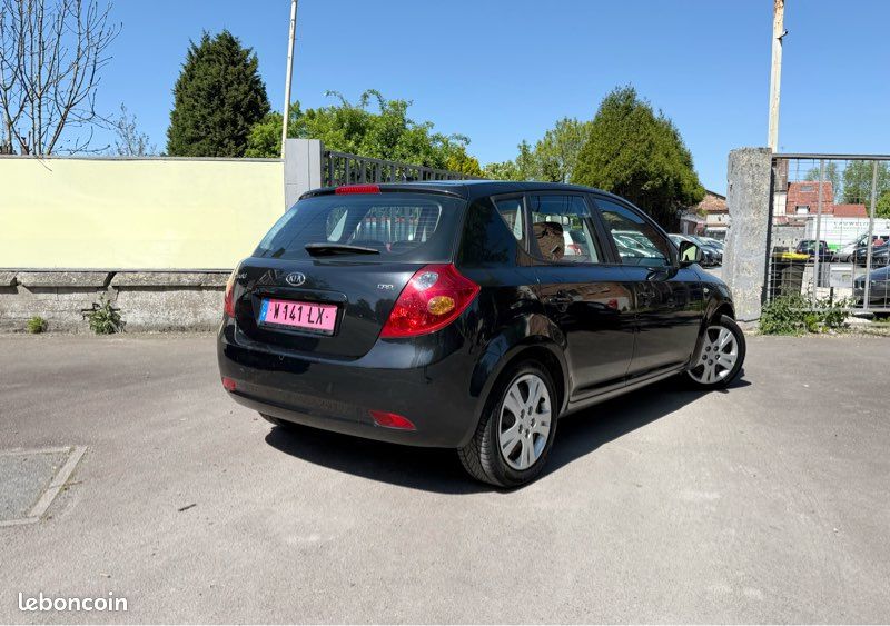 Kia Ceed 1.6crdi 90cv (image 3)