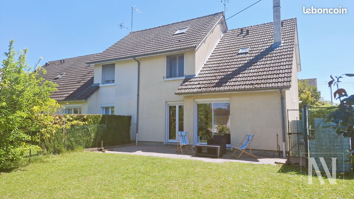 Maison 5 pièces 95 m² · à Saint-Lyé · 95 m² · 179 000 €