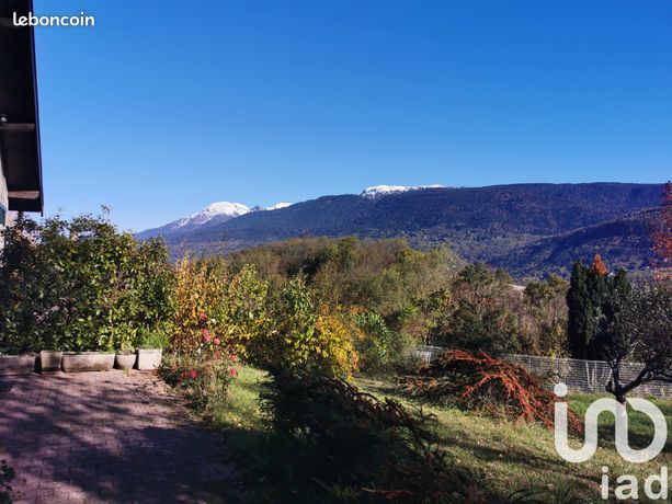 Maison 4 pièces 180 m²