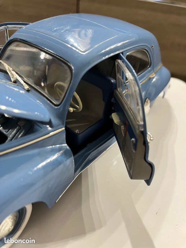 Miniature Voiture Peugeot 203 1954 échelle 1/18 Solido - Modèle Détaillé, Occasion, Collection Voiture Ancienne