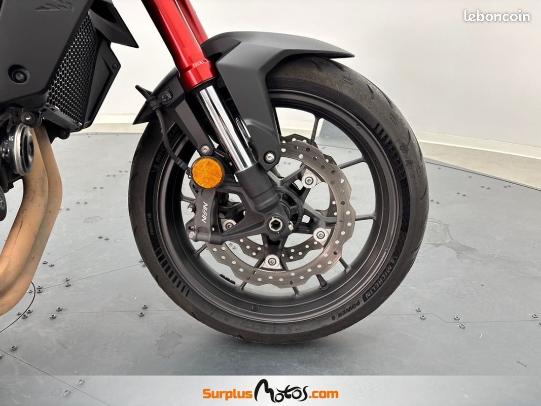 Honda CB 750 HORNET R A2 (image 4)