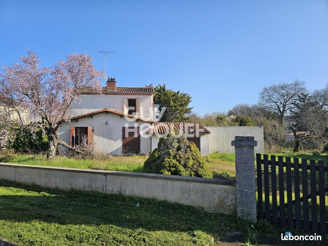 Maison 4 pièces 119 m² · à Fontenay-le-Comte · 119 m² · 154 300 €