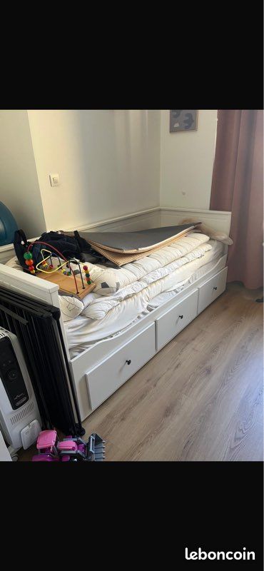 Canapé convertible IKEA HEMNES (image 1)