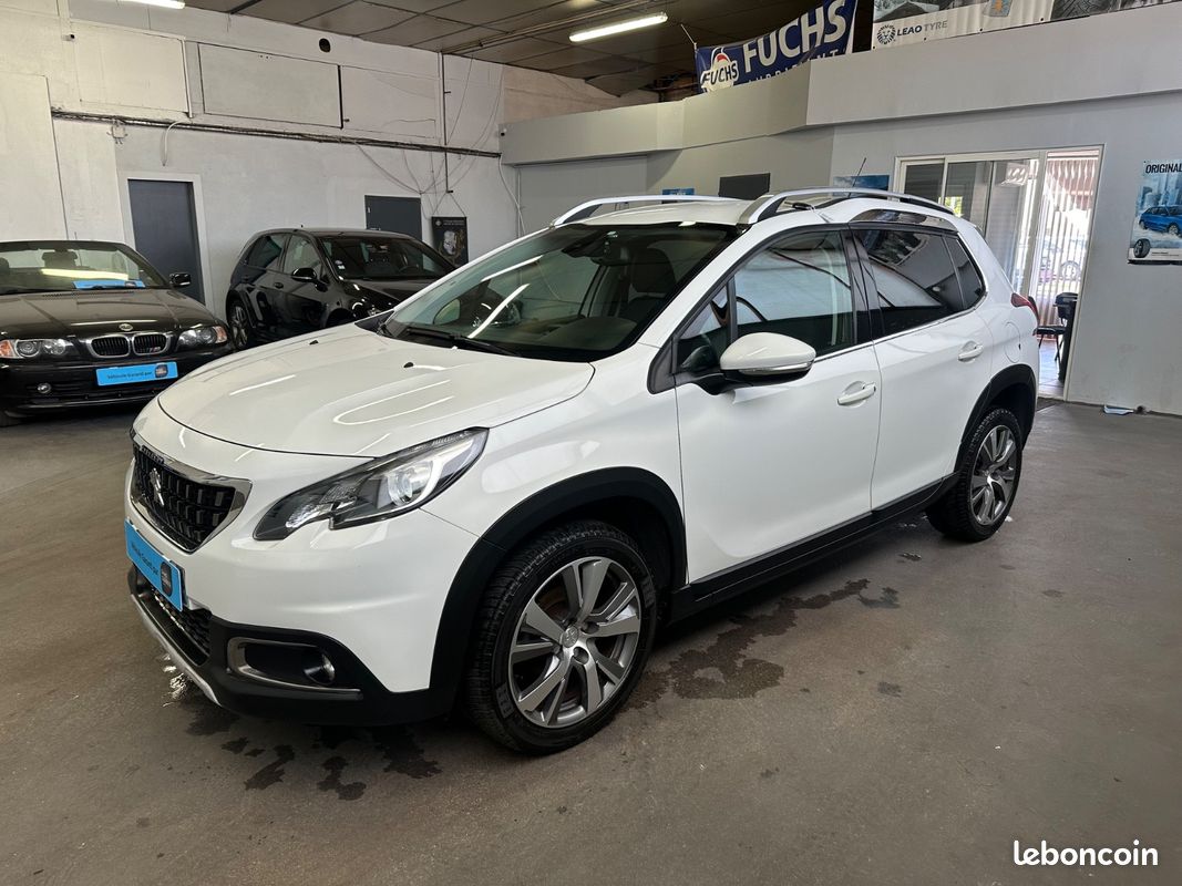 Peugeot 2008 1,5 BLUE HDI 100 CH Allure Carplay (image 2)