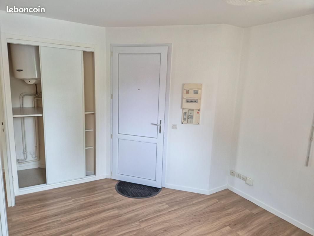 Appartement a louer saint-lo - 1 pièce(s) - 20 m2 - Surfyn