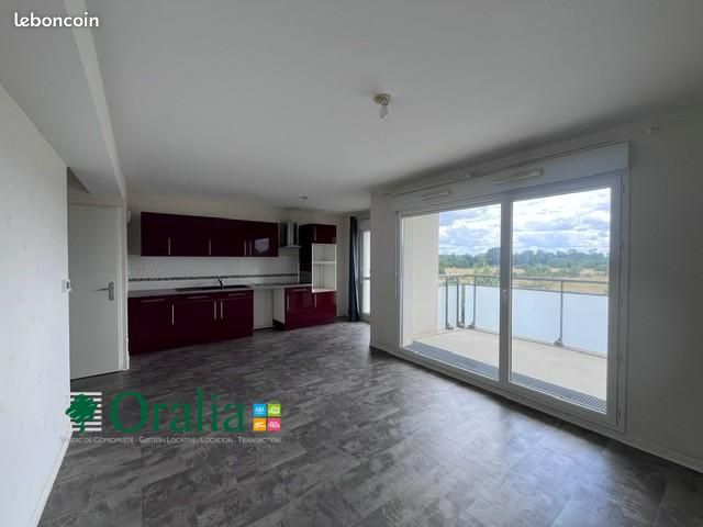 Appartement 3 pièces 63 m² · à Longvic · 63 m² · 800 €
