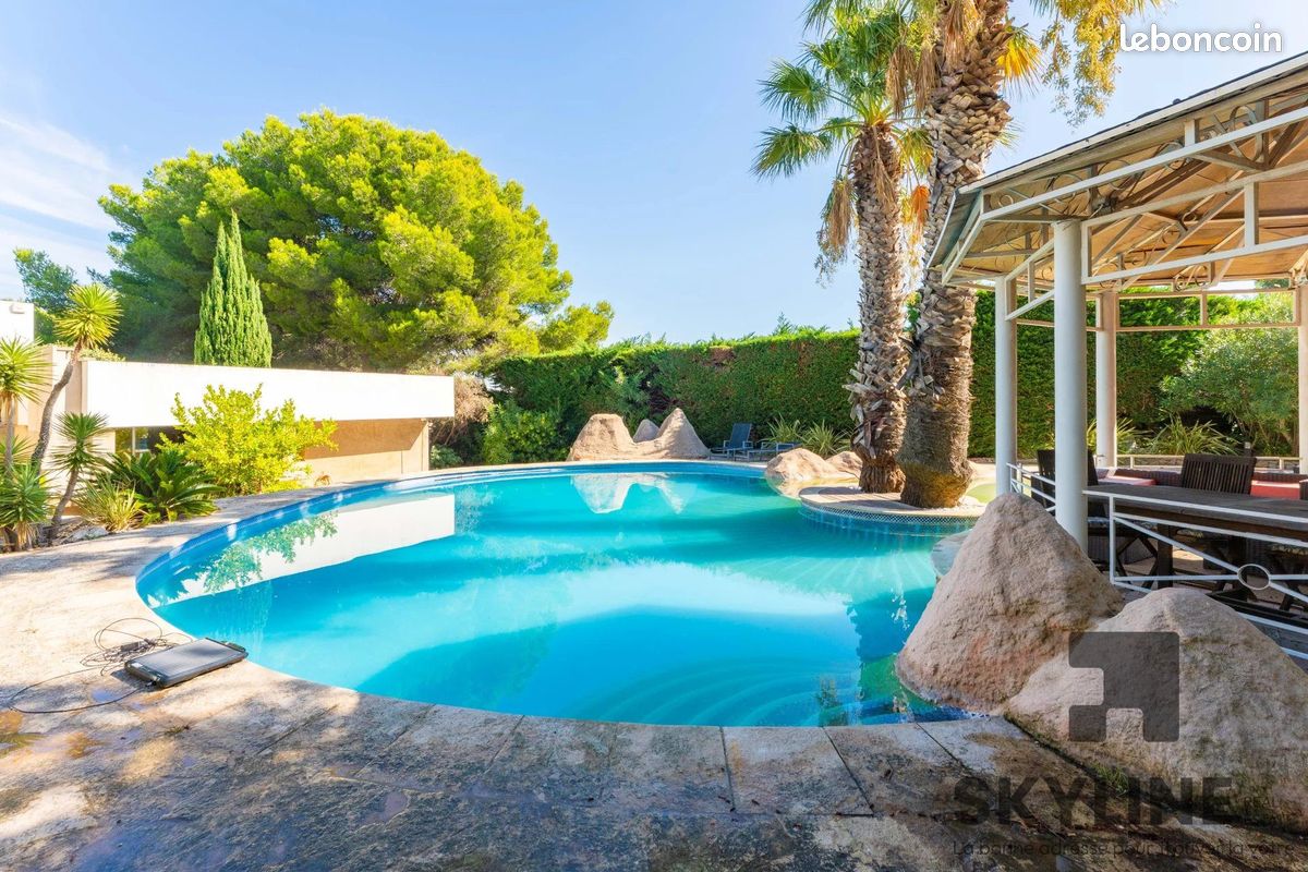 Maison 8 pièces 320 m² · à Martigues · 320 m² · 1 235 000 €