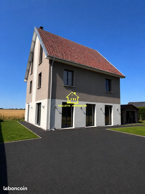 Maison 5 pièces 218 m² · à Saint-Romain-de-Colbosc · 218 m² · 360 000 €