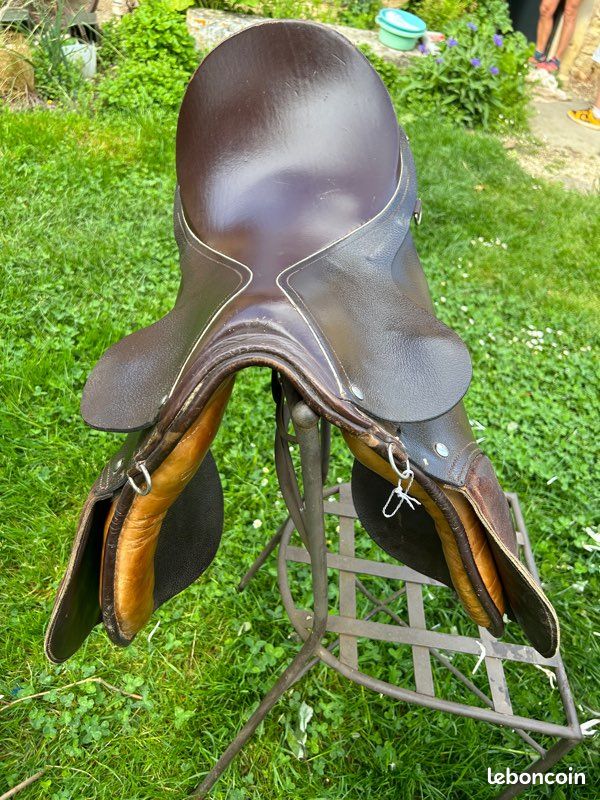 Selle en cuir (image 2)