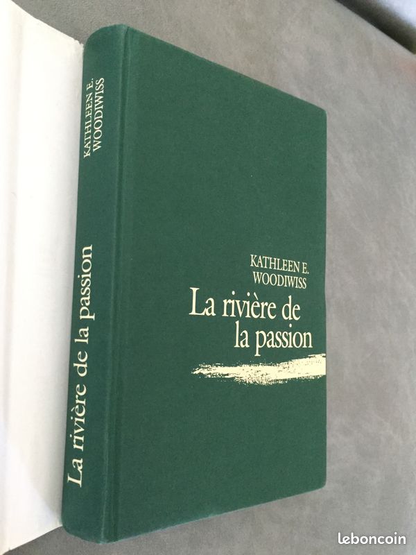 Kathleen E. Woodiwiss La rivière de la passion (image 2)
