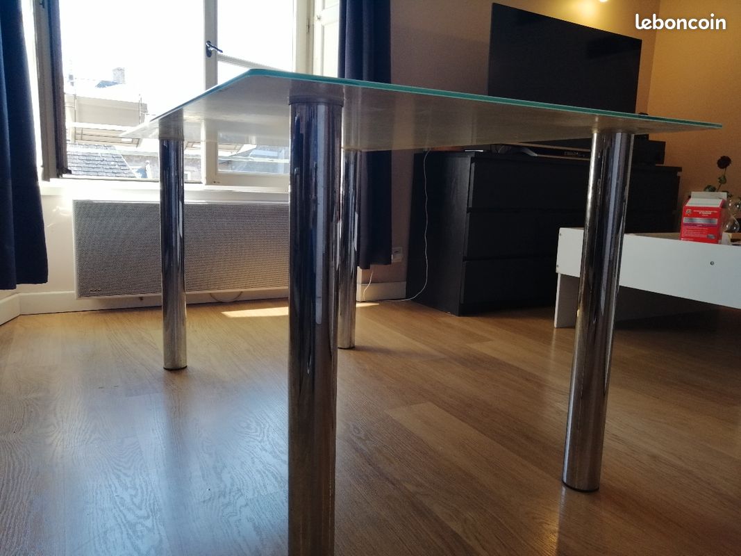 Table de salle à manger en verre (image 2)