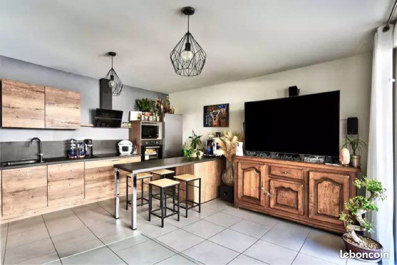 Appartement 3 pièces 62 m² · à Sathonay-Camp · 62,2 m² · 259 000 €