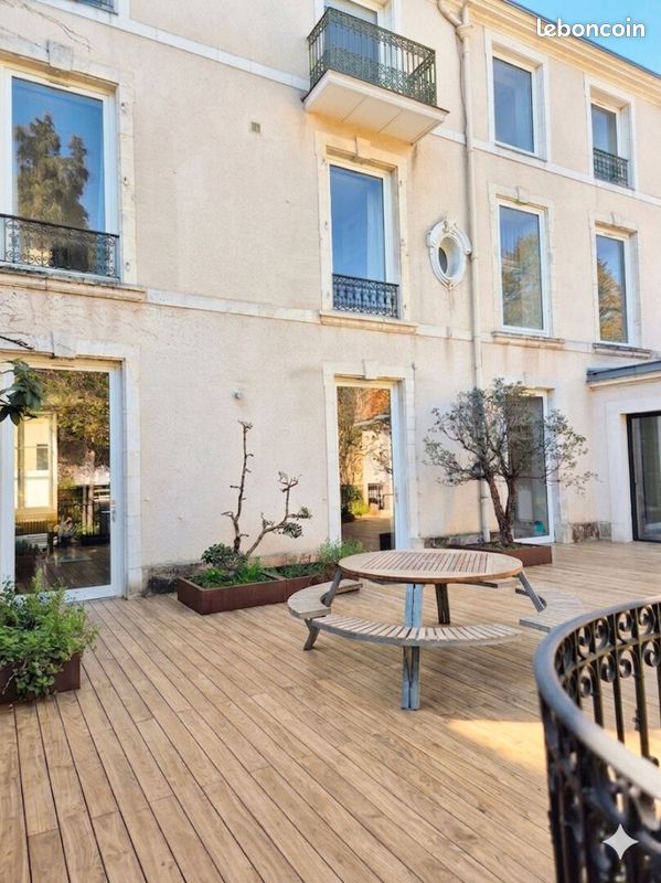 Maison 8 pièces 250 m² · à Le Mans · 250 m² · 1 299 000 €