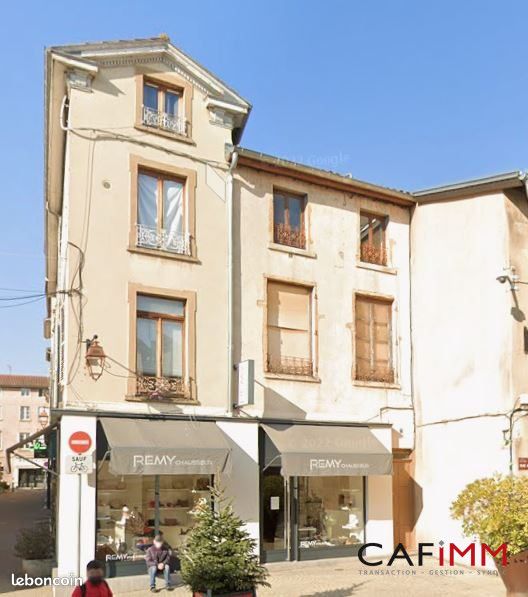 Appartement 1 pièce 29 m² · à Neuville-sur-Saône · 29 m² · 74 000 €