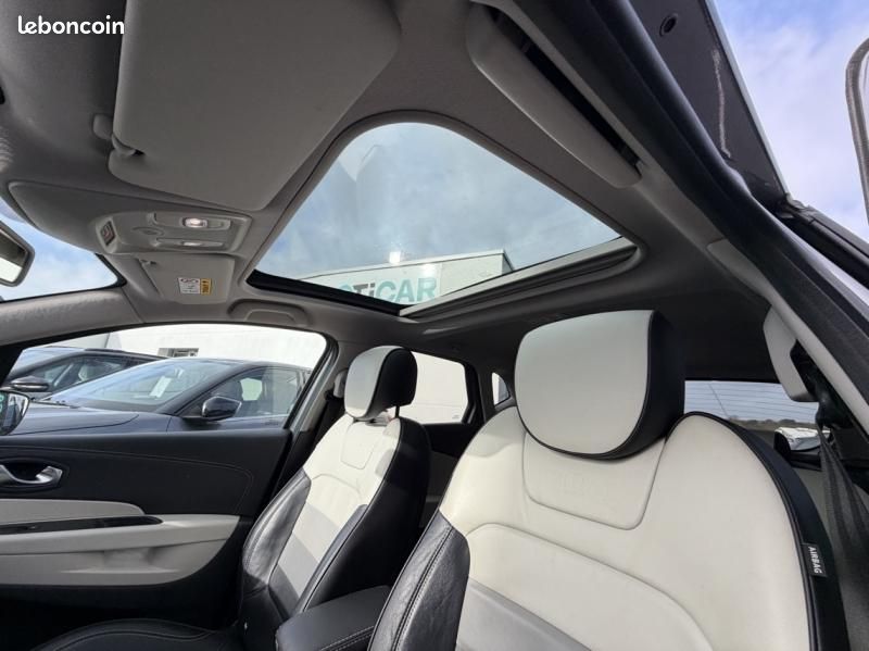 Renault Captur 1.3 TCe 150ch FAP Initiale Paris EDC (image 9)