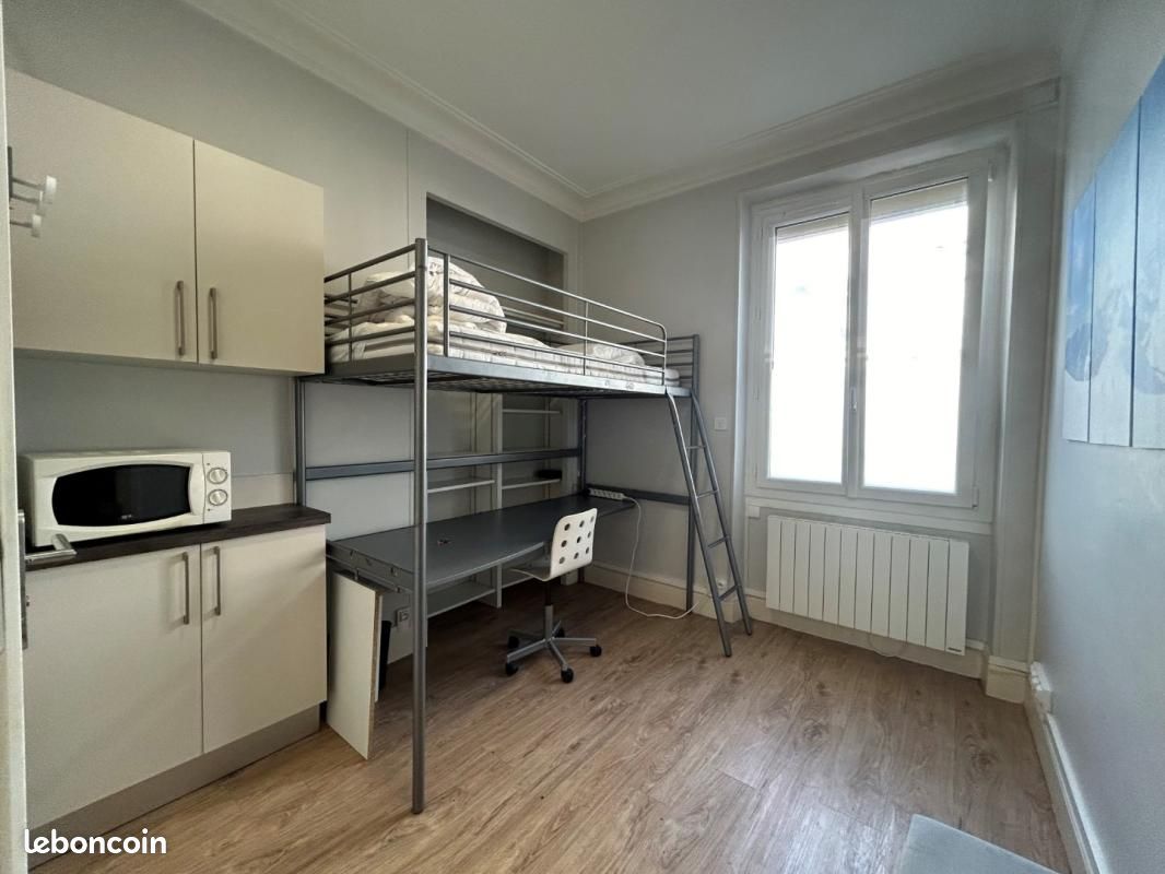 Appartement 1 pièce 11 m² · à Grenoble · 11 m² · 429 €