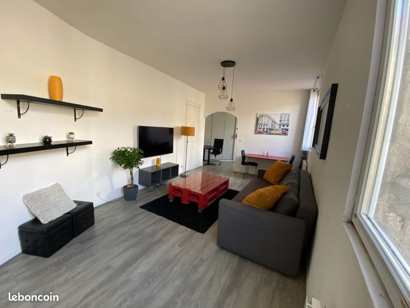 Appartement 2 pièces 50 m² · à Bordeaux · 50 m² · 1 075 €/mois