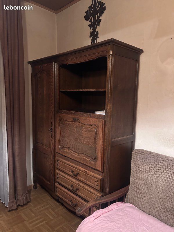 Meuble Secrétaire / Bureau en chêne massif style Louis XV (image 1)