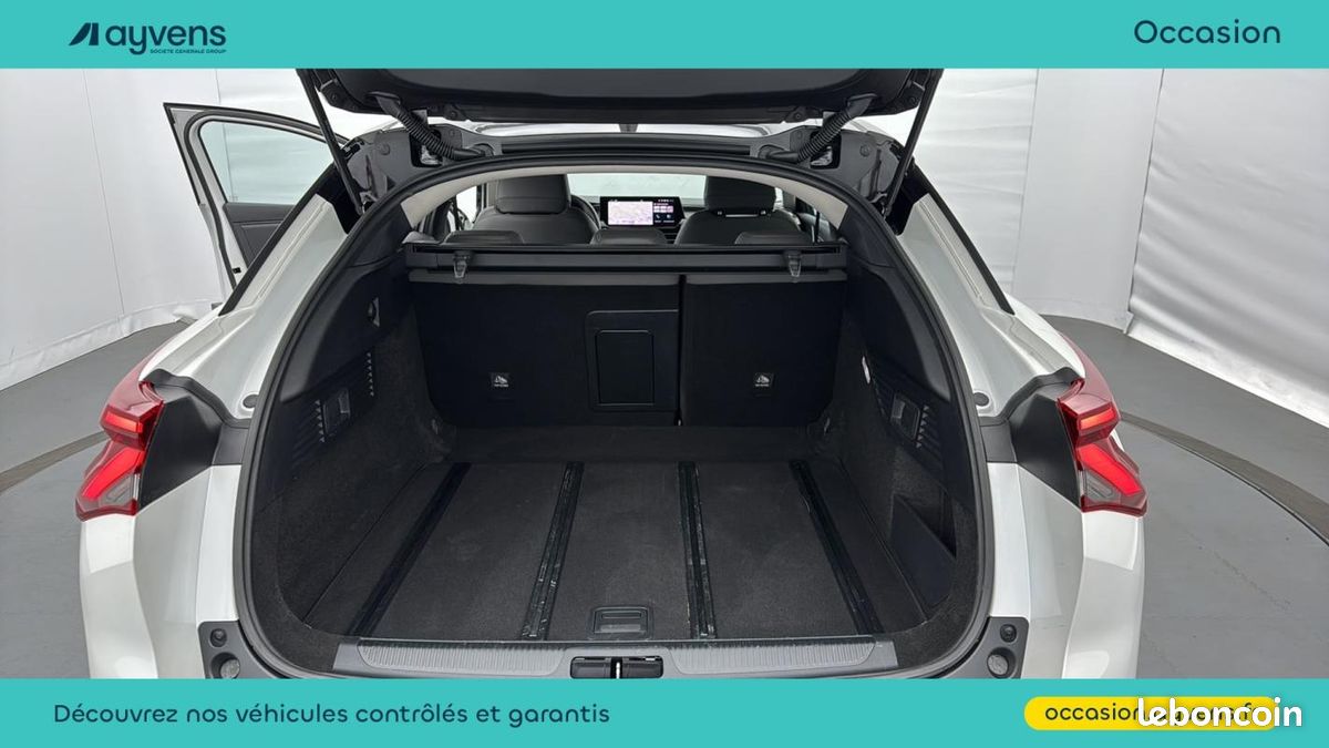 Citroën C5 X PureTech 130ch S&S Shine EAT8 (image 8)