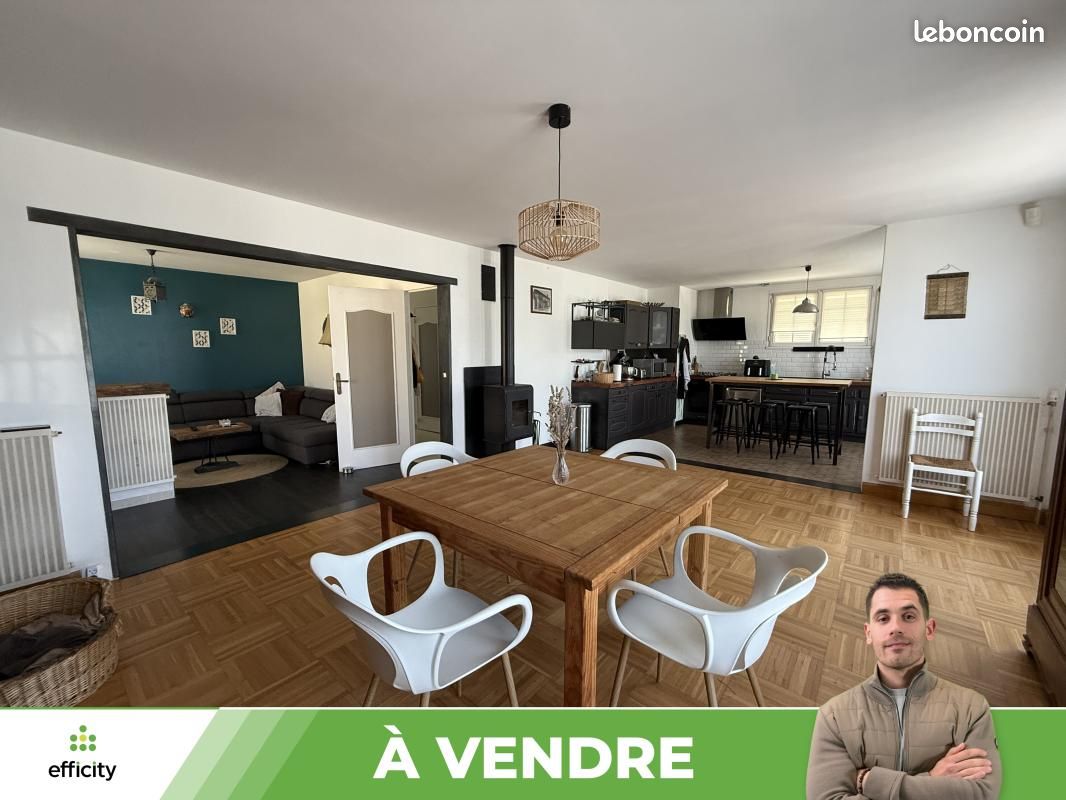 Maison 7 pièces 144 m² · à Poitiers · 144 m² · 250 000 €