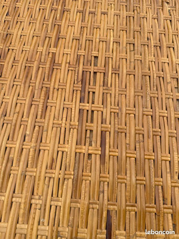 Table basse en rotin (image 4)