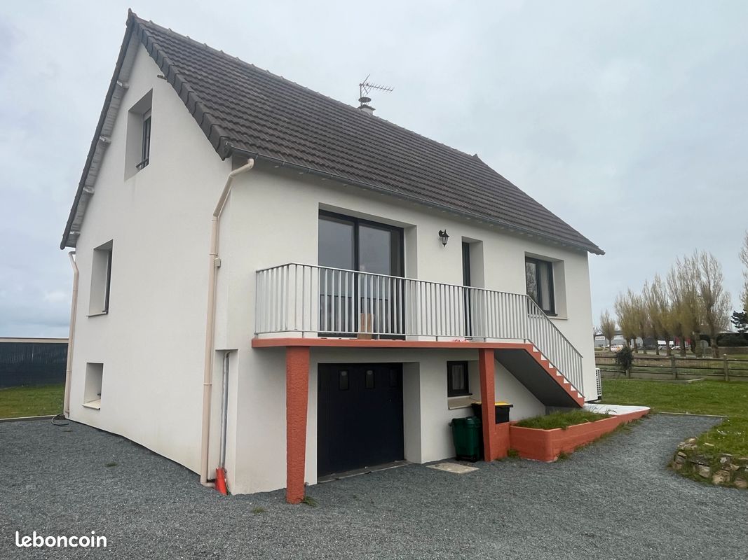 Maison 5 pièces 120 m² · à Gouville-sur-Mer · 120 m² · 255 000 €
