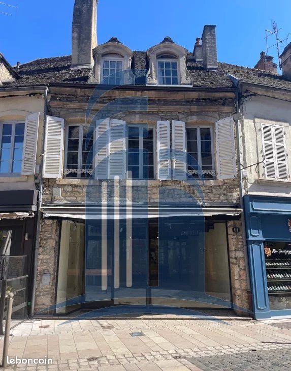 Immeuble 220 m² · à Beaune · 220 m² · 5 800 €/mois