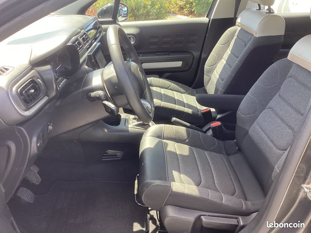 Citroën C3 Feel Business HDI 100 5 PLACES (image 9)