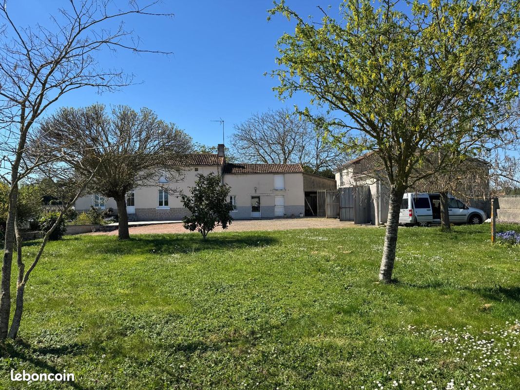 Maison 4 pièces 79 m² · à Loretz-d'Argenton · 79 m² · 65 500 €