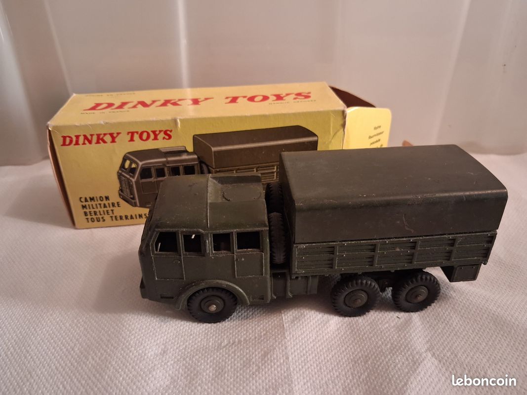 Dinky Toys, Tous Terrains Berliet, Meccano - FR