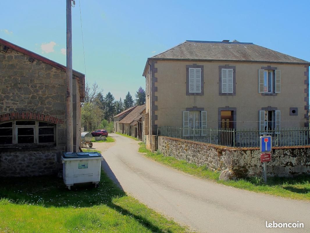Maison 5 pièces 150 m² · à La Villetelle · 150 m² · 59 500 €
