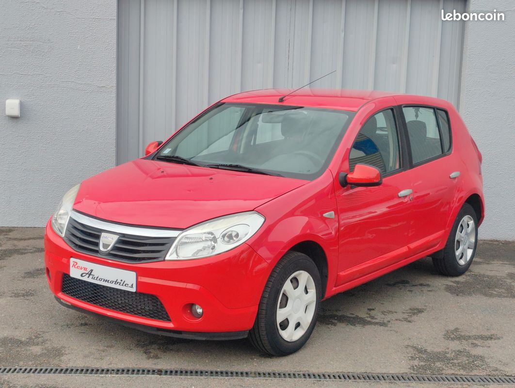 DACIA SANDERO 1.2 16v 75cv Laureate CLIM (image 1)