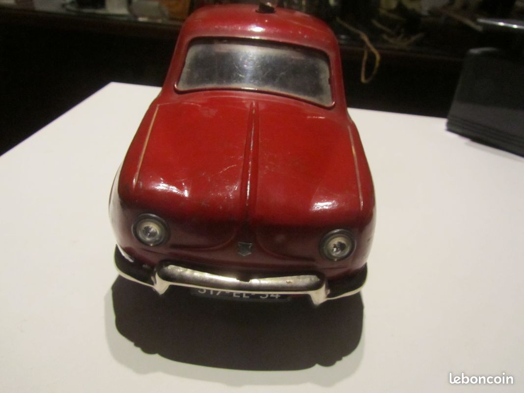 Joustra Renault Dauphine 30 Cm - Moteur à Inertie - Voiture Vintage Métal France RARE