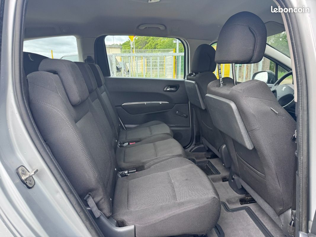 Peugeot 5008 1.6 HDi FAP 112 cv 5 places Active (image 10)