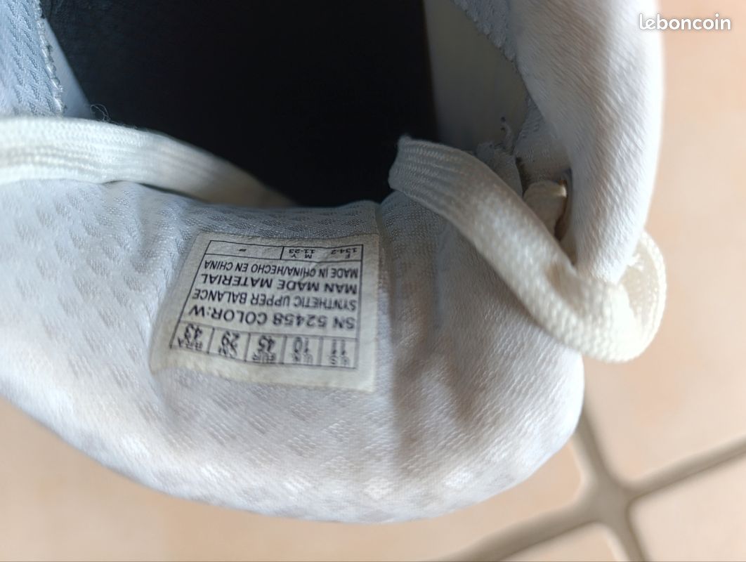 Basket skechers blanches (image 3)