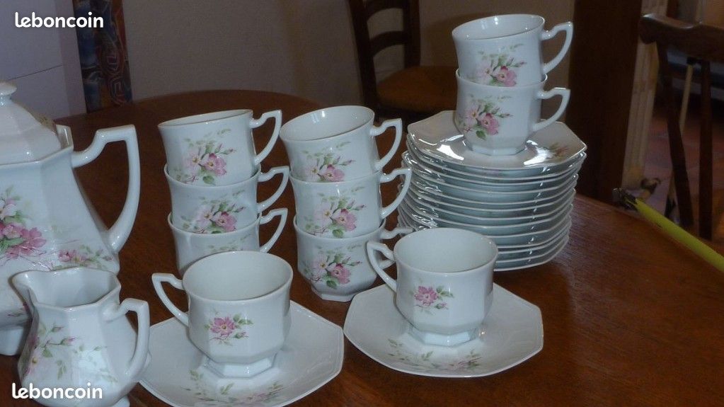 Superbe service à café ou à thé en porcelaine de Limoges (image 5)