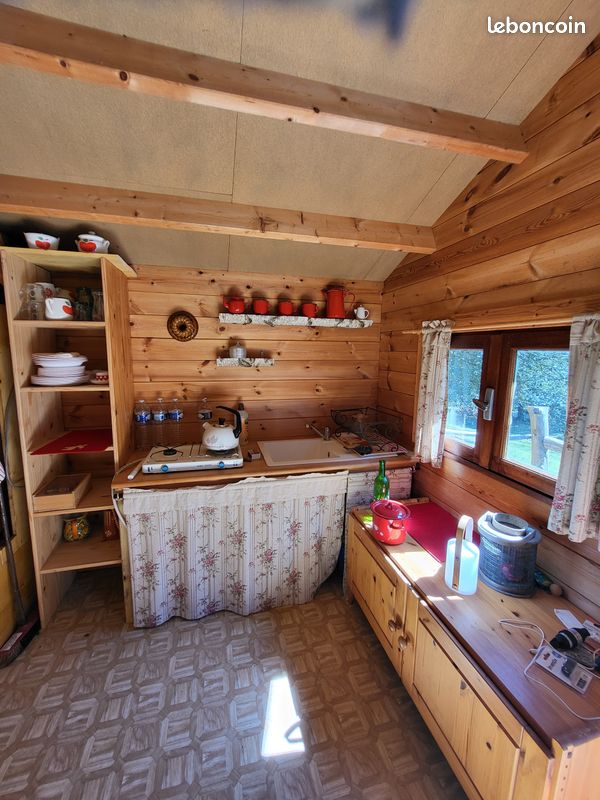 Location (image 8)