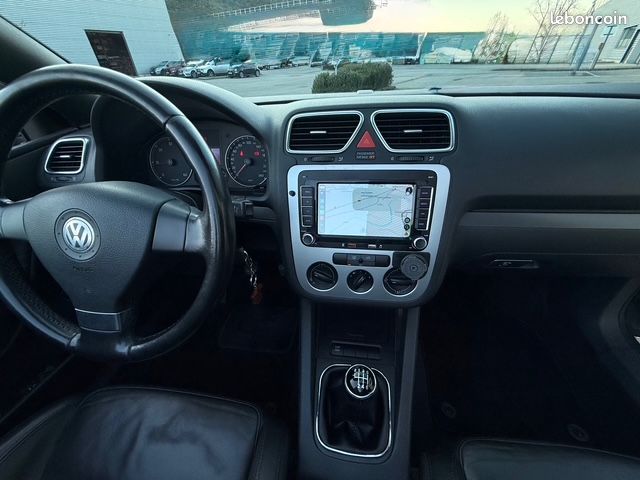 Vw eos 2.0 tdi 140 ch sportline coupé cabriolet (image 3)