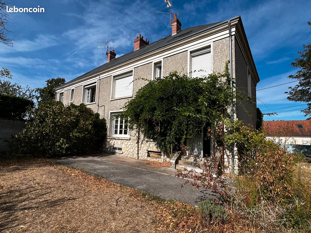 Maison 7 pièces 158 m² · à Châteauneuf-sur-Loire · 158 m² · 1 200 €/mois