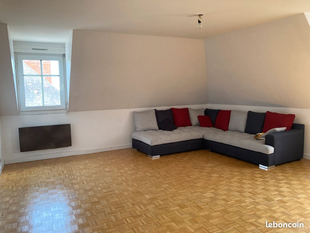 Appartement 3 pièces 75 m² · à Orléans · 75 m² · 900 €
