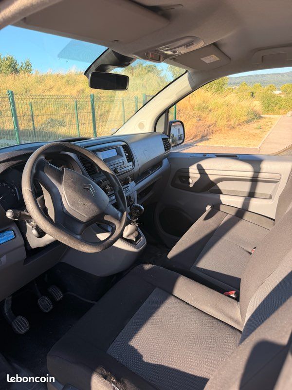 Citroën jumpy (image 2)