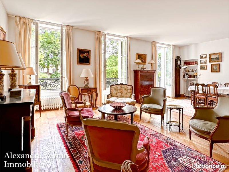 Appartement 5 pièces 167 m² · à Saint-Germain-en-Laye · 167 m² · 1 400 000 €