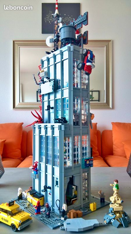 VENDU - Immeuble lego marvel spider man 100% complet 76178 le daily bugle - excellent état (image 2)