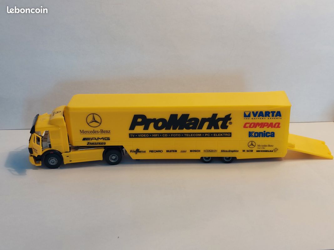 2 Camions Assistance Course Promarkt - Maquettes Herpa/BS Models échelle 1/87 - Neuf - Collection Motorsport