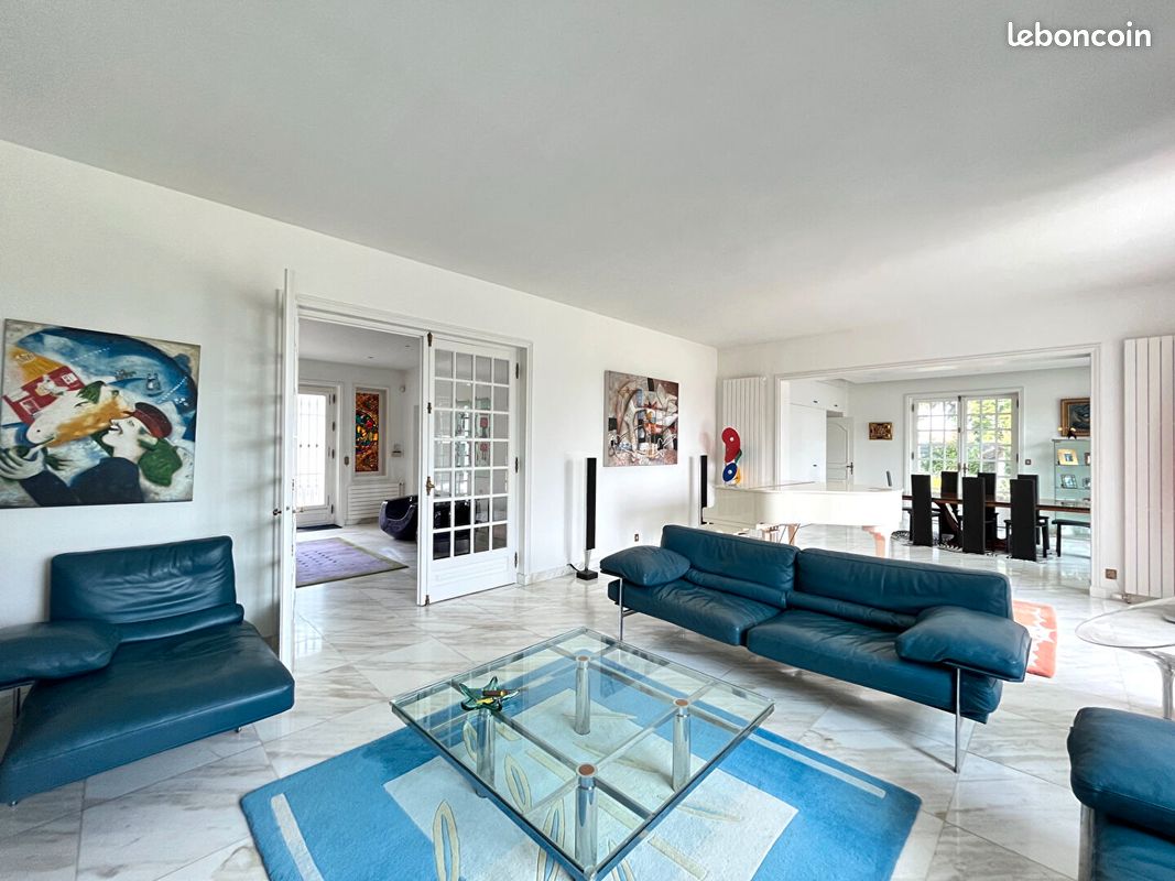 Propriété 8 pièces 340 m² (image 14)