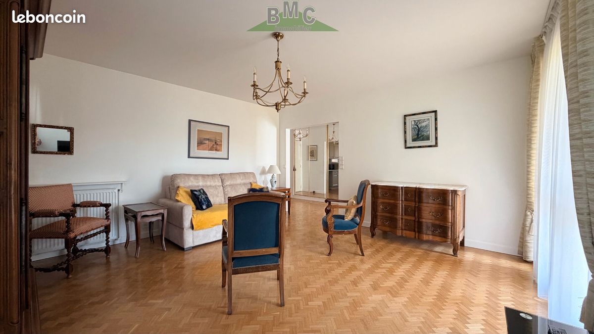 Appartement 3 pièces 76 m² · à Le Plessis-Bouchard · 76 m² · 210 000 €