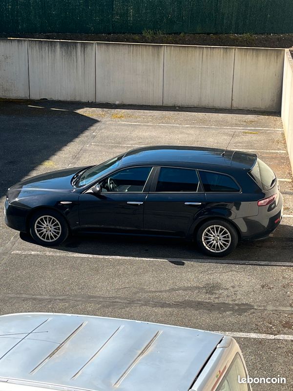 Alfa 159 sw 1.9 jtd 120 (image 2)