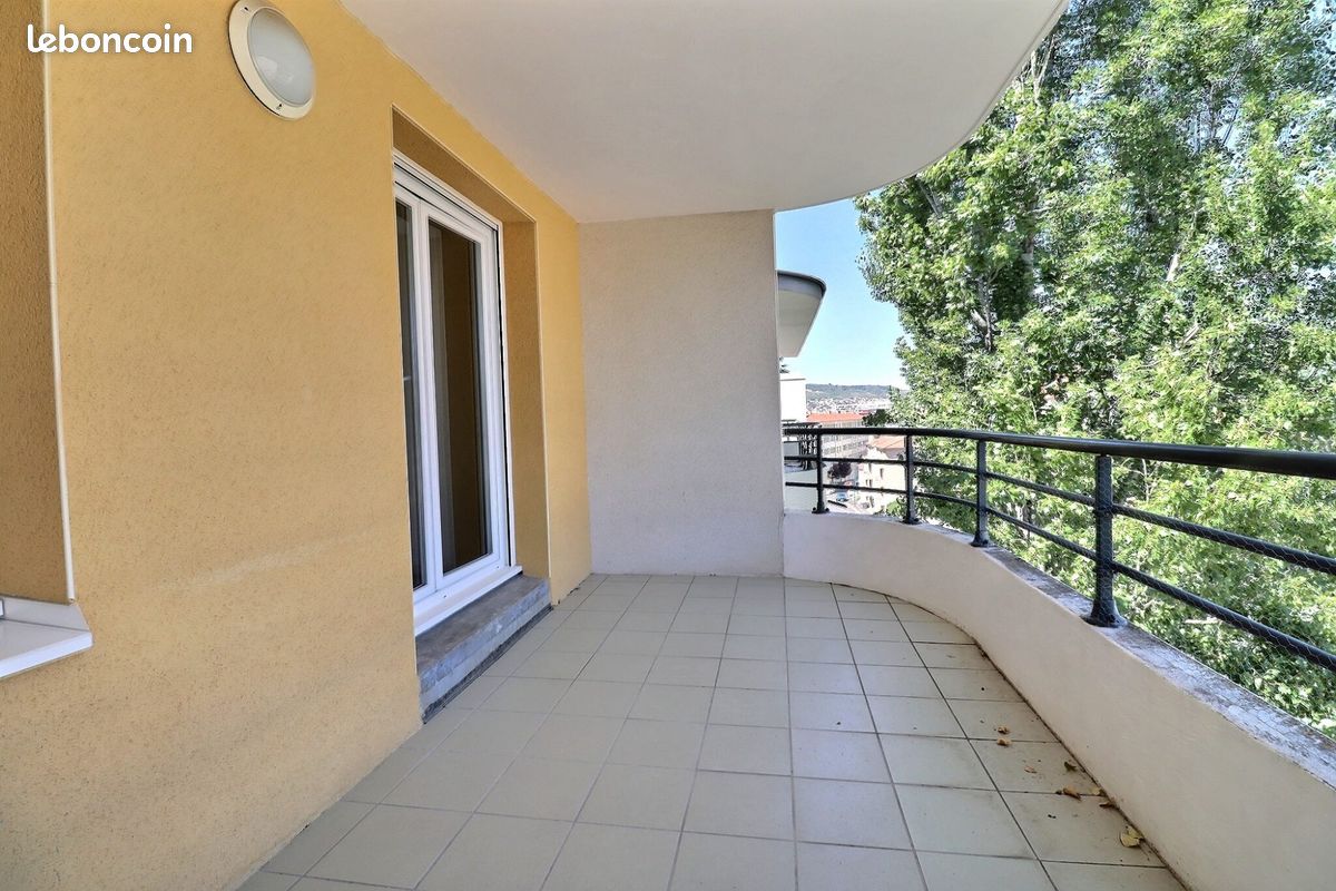 Appartement 2 pièces 39 m² · à Clermont-Ferrand · 39 m² · 570 €